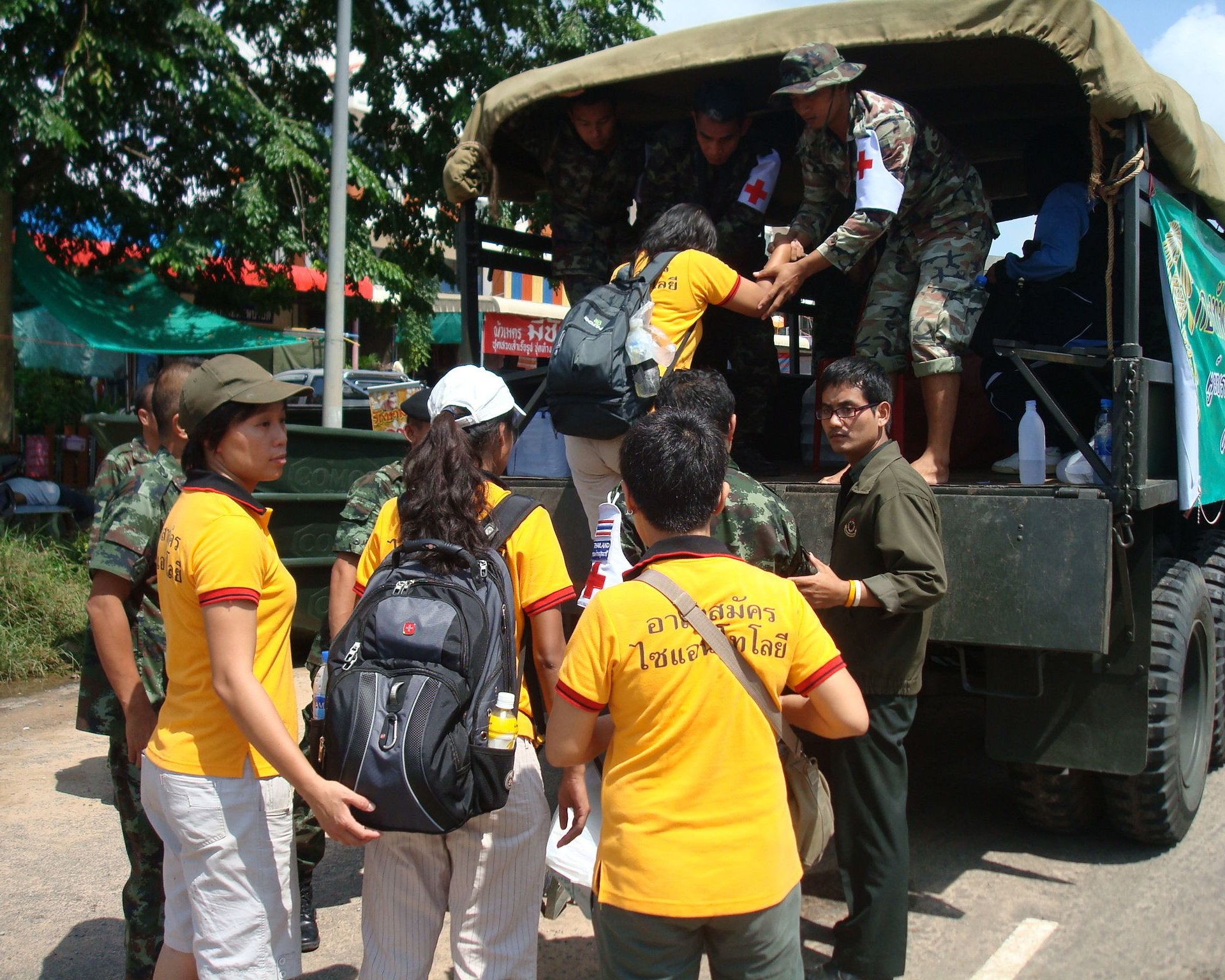 Scientology Volunteer Ministers of Si Racha, Thailand, active in times of disaster.