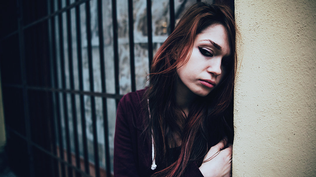 Young addict outside
