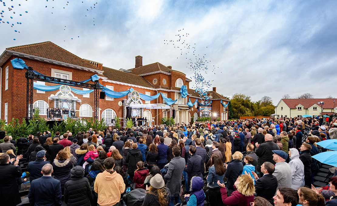 Birminghami Scientology Egyház megnyitóünnepség