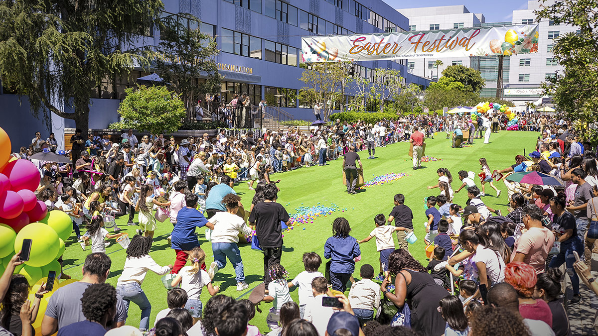 Church of Scientology Los Angeles Hosts Thousands at Family-Friendly Easter Festival on L. Ron Hubbard Way