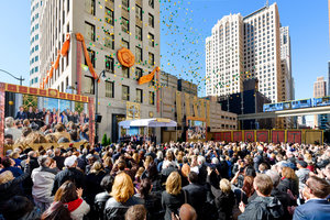  Feito em Detroit: a Nova Igreja de Scientology Fica na Pedra Angular da Cidade Motor, EUA   