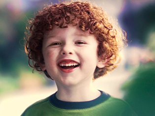 Menschenrecht Nr. 1: Wir alle sind von Geburt an frei und gleich an Würde und Rechten