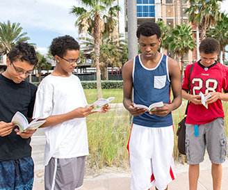 gcui_freedommag:201805-connecting-communities-bringing-solutions-img21-alt