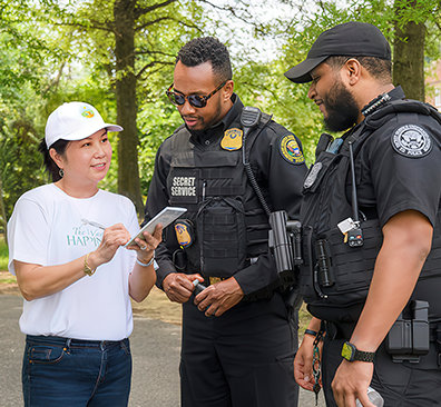 שלום ואושר לעיר מוטרדת