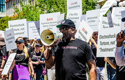 Сигнал тревоги всему миру