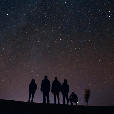 “We Are All in the Gutter, but Some of Us Are Looking at the Stars.”