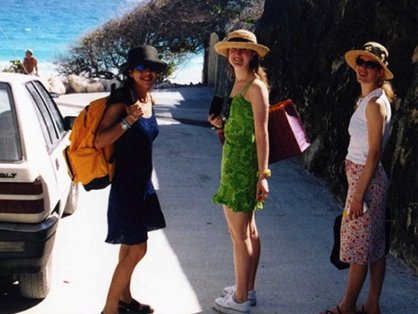 Valeska Paris with friends on Barbados