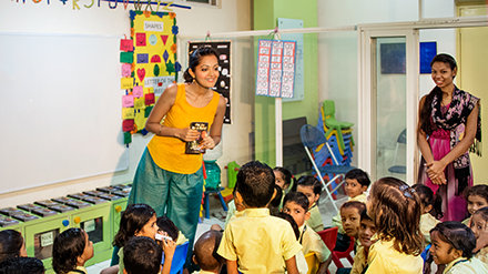印度女演員希娜．邱漢打破藩籬，教導人權