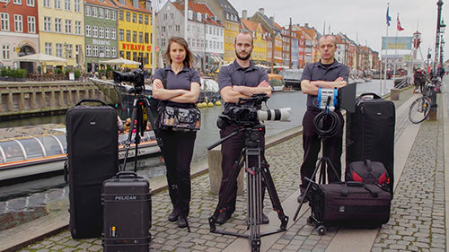 Equipo de filmación de Scientology Media Productions en Europa