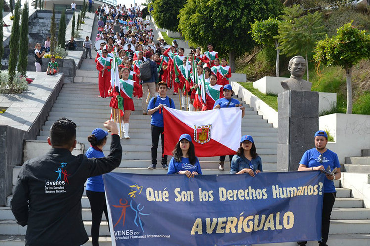 Youth for Human Rights chapters in Mexico rallied their communities in support of human rights.
