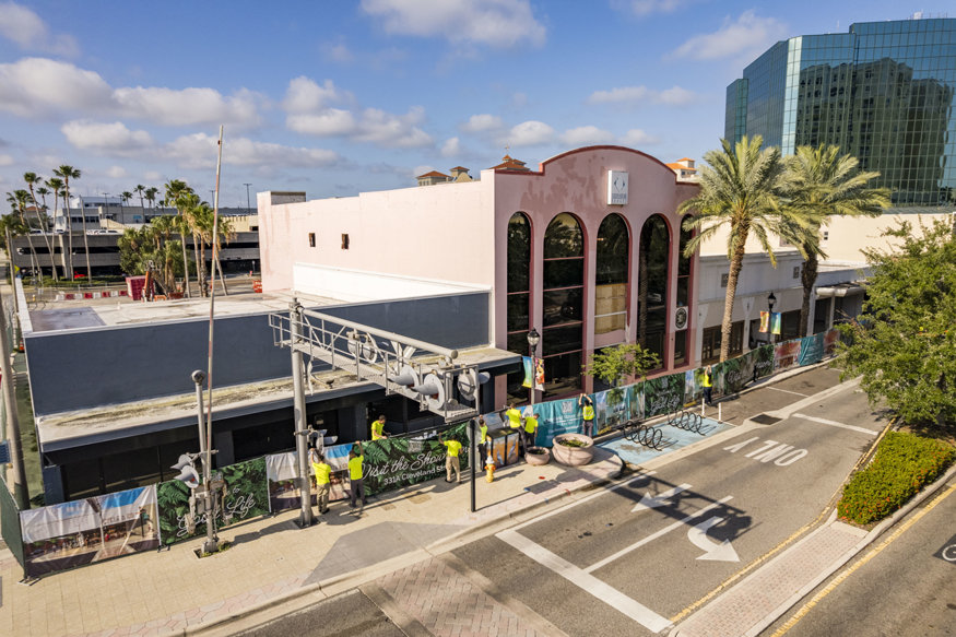 A view of the continuous construction along the 600 block.