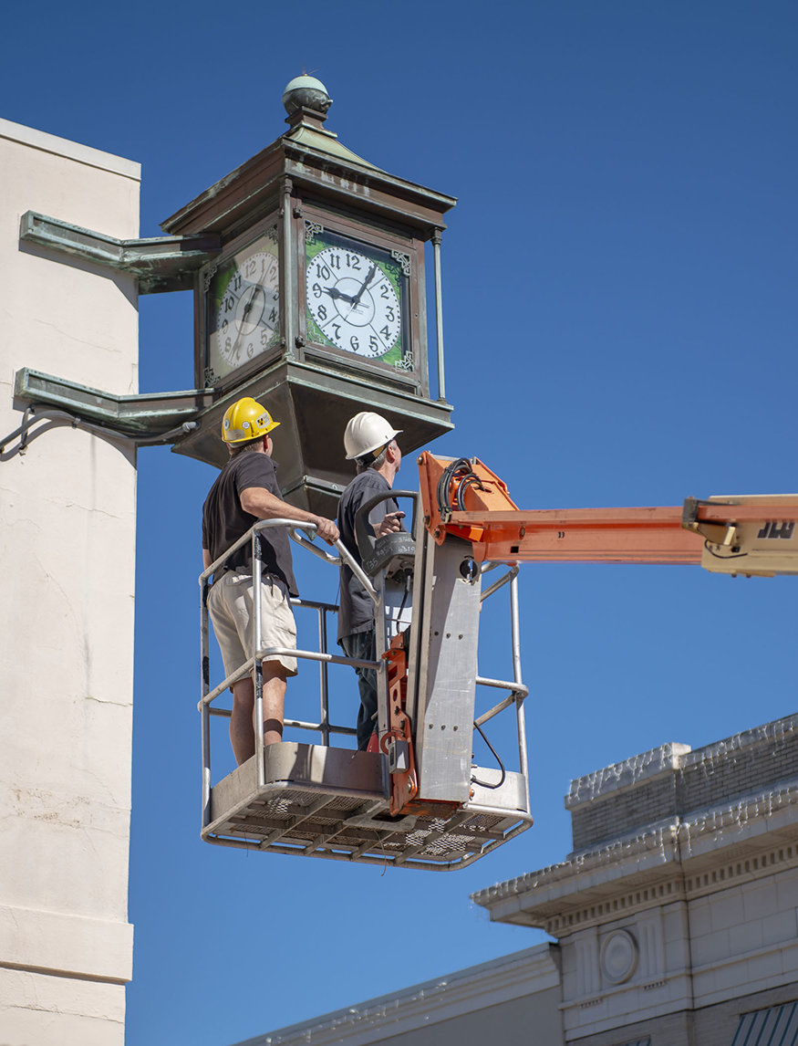 clearwater-alliance-clock-removal-for-refurbishing