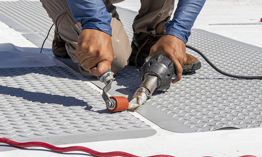 Roof with mats applied.